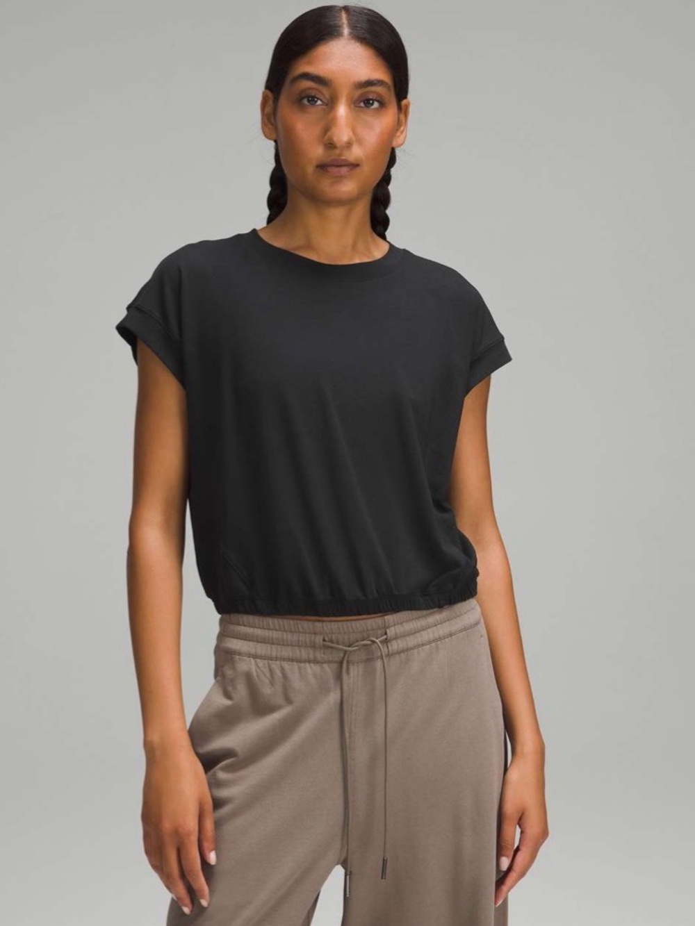 Lululemon Wide-Sleeve Gathered Hem T-Shirt
Black
